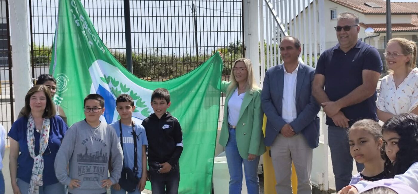 5 - HASTEAR DA BANDEIRA ECO-ESCOLAS_EB CAXARIAS_maio de 2026 5 - HASTEAR DA BANDEIRA ECO-ESCOLAS_EB CAXARIAS_maio de 2026