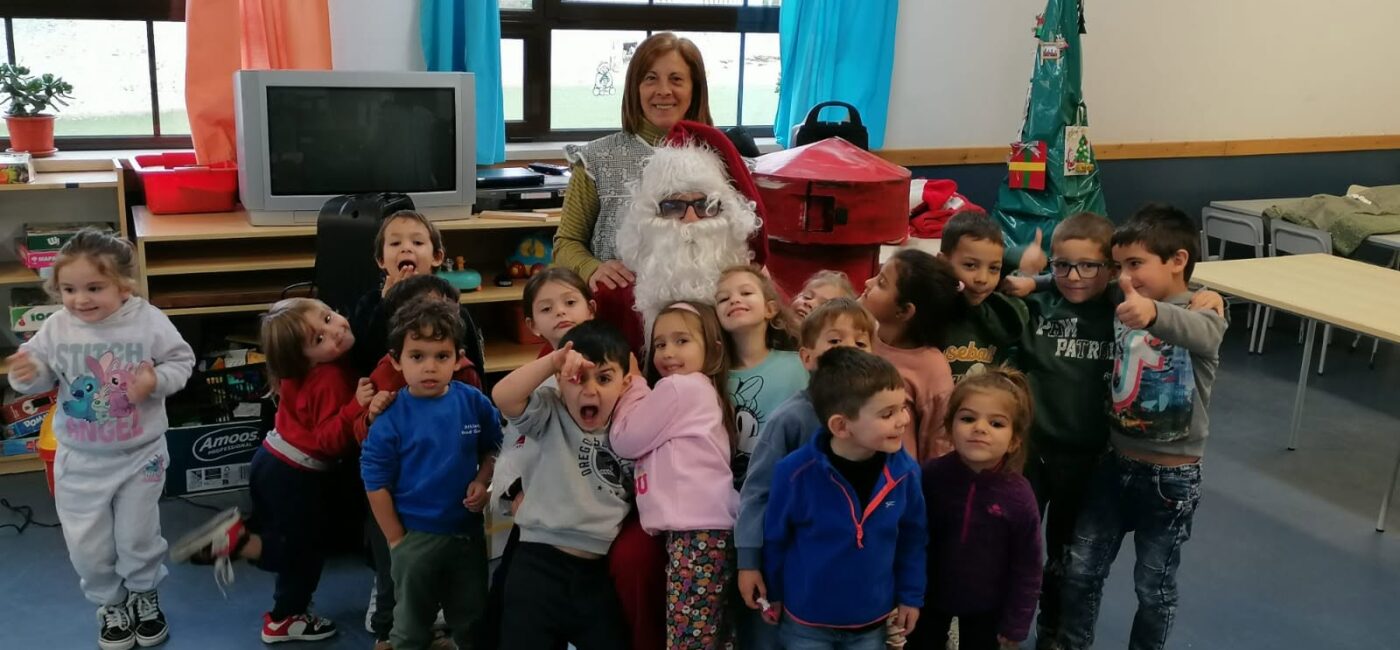 O PAI NATAL NO AGRUPAMENTO_AEC_PRÉ-ESCOLAR e 1.ºCICLO_dezembro de 2025 O PAI NATAL NO AGRUPAMENTO_AEC_PRÉ-ESCOLAR e 1.ºCICLO_dezembro de 2025